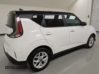 2024 Kia Soul S with VIN KNDJ23AU2R7224196, listed as a Copart auction lot 53608985 with 93,676 mi miles and Clean title. Bid and sale history available at DreamBid. Image 3.