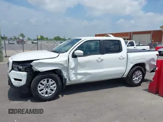 2022 Nissan Frontier SV z VIN 1N6ED1EJXNN693314, wystawiony jako IAAI lot #42322104 z przebiegiem 52 565 mil mil oraz . Historia ofert i sprzedaży dostępna na DreamBid. Obrazek 15.