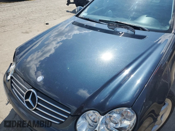 2004 Mercedes-Benz CLK 500 with VIN WDBTJ75J44F095359, listed as a Copart auction lot 63220175 with 140,232 mi miles and Clean title. Bid and sale history available at DreamBid. Image 11.