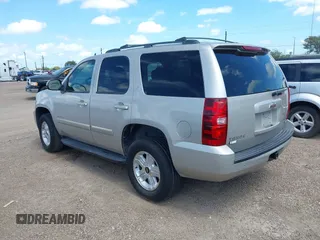 2008 Chevrolet Tahoe 1LT with VIN 1GNFC13038R278053, listed as a IAAI auction lot 42533444 with 168,466 mi miles and . Bid and sale history available at DreamBid. Image 3.