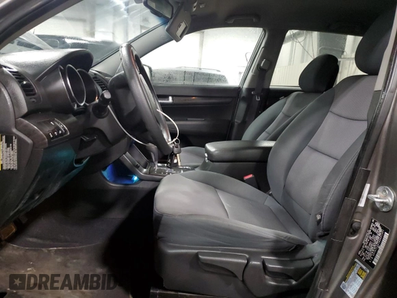 2013 Kia Sorento LX with VIN 5XYKTCA61DG401531, listed as a Copart auction lot 43551355 with 191,920 mi miles and Salvage Title. Bid and sale history available at carsss.com. Image 7.