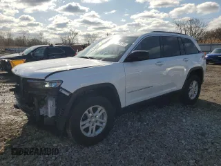 2024 Jeep Grand Cherokee Laredo z VIN 1C4RJHAG6RC263006, wystawiony jako Copart lot #52301705 z przebiegiem 2 003 mil mil oraz Szkoda całkowita • Salvage title. Historia ofert i sprzedaży dostępna na DreamBid. Obrazek 1.