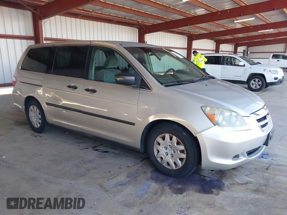 2005 Honda Odyssey LX with VIN 5FNRL38255B131729, listed as a IAAI auction lot 41880067 with 333,450 mi miles. Bid and sale history available at carsss.com. Image 1.