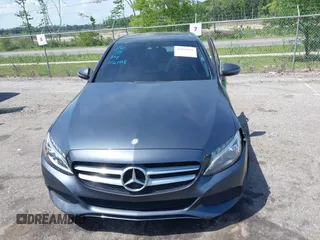 2016 Mercedes-Benz C 300 z VIN 55SWF4JB8GU116105, wystawiony jako IAAI lot #42099691 z przebiegiem 109 439 mil mil oraz . Historia ofert i sprzedaży dostępna na DreamBid. Obrazek 12.