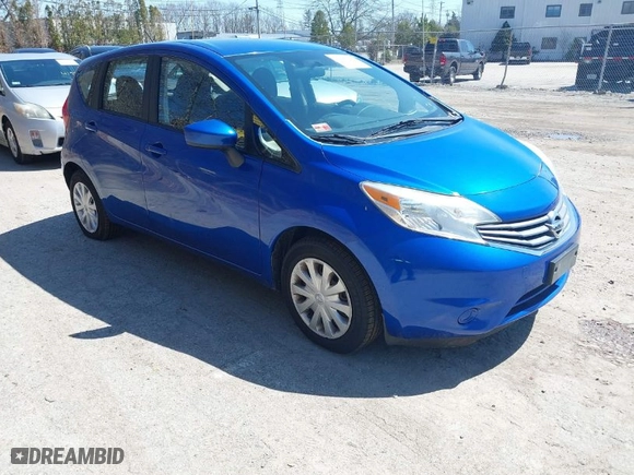 2015 Nissan Versa Note S Plus with VIN 3N1CE2CP0FL437398, listed as a IAAI auction lot 41995139 with 102,170 mi miles. Bid and sale history available at carsss.com. Image 1.