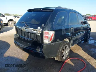 2005 Chevrolet Equinox LS with VIN 2CNDL13F956157194, listed as a IAAI auction lot 41918431 with 262,110 mi miles. Bid and sale history available at carsss.com. Image 4.