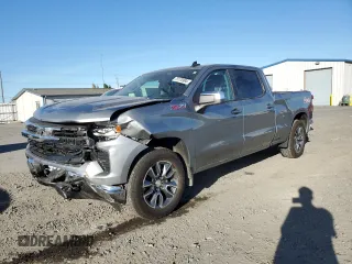 2024 Chevrolet Silverado 1500 LT with VIN 1GCUDDE87RZ136727, listed as a Copart auction lot 73170994 with 31,505 mi miles and Salvage Title. Bid and sale history available at carsss.com. Image 1.