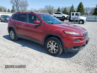 2017 Jeep Cherokee Latitude with VIN 1C4PJMCB8HW568554, listed as a Copart auction lot 54474185 with 102,846 mi miles and Salvage Title. Bid and sale history available at carsss.com. Image 4.