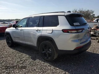 2023 Jeep Grand Cherokee Limited z VIN 1C4RJKBG4P8701839, wystawiony jako Copart lot #58182335 z przebiegiem 48 558 mil mil oraz Szkoda całkowita • Salvage title. Historia ofert i sprzedaży dostępna na DreamBid. Obrazek 2.