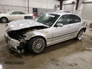 2002 BMW 3 Series 330xi with VIN WBAEW53442PG18349, listed as a Copart auction lot 85466124 with 124,028 mi miles and Salvage title. Bid and sale history available at DreamBid. Image 1.