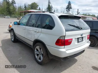 2004 BMW X5 3.0i with VIN 5UXFA13594LU44968, listed as a IAAI auction lot 42151081 with 197,471 mi miles. Bid and sale history available at carsss.com. Image 3.