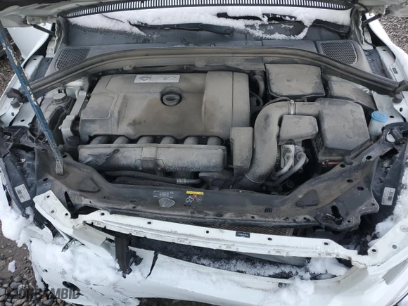 2011 Volvo XC60 3.2L with VIN YV4952DL9B2162335, listed as a Copart auction lot 48725495 with 127,859 mi miles and Salvage Title. Bid and sale history available at carsss.com. Image 13.