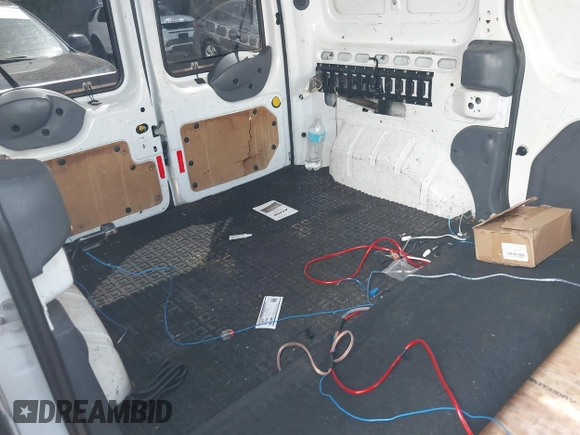2010 Ford Transit Connect XLT with VIN NM0LS7DN4AT039970, listed as a IAAI auction lot 42690604 with 201,674 mi miles and . Bid and sale history available at DreamBid. Image 8.