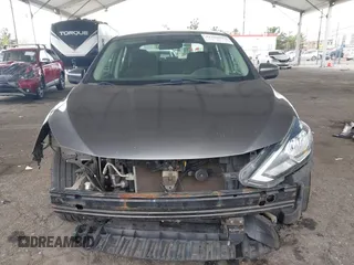 2018 Nissan Sentra S with VIN 3N1AB7AP6JY261050, listed as a IAAI auction lot 41910814 with 70,627 mi miles. Bid and sale history available at carsss.com. Image 13.