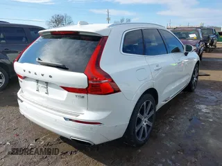 2020 Volvo XC60 Inscription with VIN YV4102DL3L1468305, listed as a IAAI auction lot 41329470 with 68,619 mi miles and . Bid and sale history available at DreamBid. Image 4.