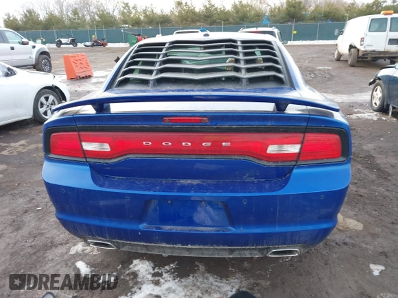 2012 Dodge Charger RT with VIN 2C3CDXCT7CH304799, listed as a IAAI auction lot 41643830 with 86,194 mi miles. Bid and sale history available at carsss.com. Image 14.