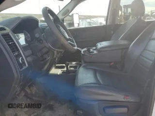 2017 Ram 4500 z VIN 3C7WRLEL4HG760866, wystawiony jako Copart lot #45938625 z przebiegiem 131 203 mil mil oraz Szkoda całkowita • Salvage title. Historia ofert i sprzedaży dostępna na DreamBid. Obrazek 7.