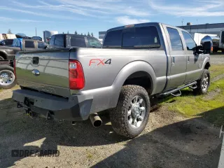 2014 Ford F-350 XLT z VIN 1FT8W3BT1EEB64765, wystawiony jako Copart lot #46304455 z przebiegiem 234 088 mil mil oraz Szkoda całkowita • Salvage title. Historia ofert i sprzedaży dostępna na DreamBid. Obrazek 3.