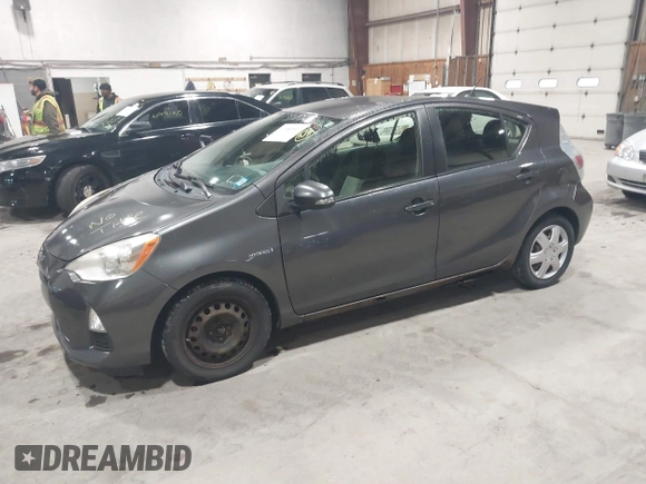 2012 Toyota Prius One z VIN JTDKDTB36C1508025, wystawiony jako IAAI lot #41983947 z przebiegiem 180 357 mil mil oraz . Historia ofert i sprzedaży dostępna na DreamBid. Obrazek 2.
