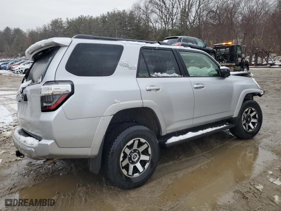 2023 Toyota 4Runner TRD Off Road with VIN JTEPU5JR7P6137744, listed as a Copart auction lot 45661525 with 18,091 mi miles and Non Repairable. Bid and sale history available at carsss.com. Image 3.