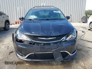 2020 Chrysler Pacifica Touring L with VIN 2C4RC1BG2LR110816, listed as a Copart auction lot 58183415 with 47,184 mi miles and Salvage title. Bid and sale history available at DreamBid. Image 5.
