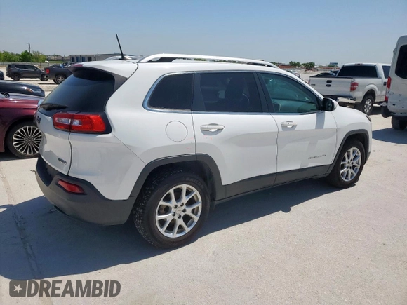 2017 Jeep Cherokee Latitude with VIN 1C4PJLCB5HW540477, listed as a Copart auction lot 51736995 with 124,387 mi miles and Salvage Title. Bid and sale history available at DreamBid. Image 3.