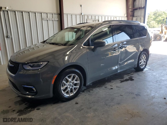 2022 Chrysler Pacifica Touring L with VIN 2C4RC1BG1NR218329, listed as a Copart auction lot 53252715 with 62,868 mi miles and Clean Title. Bid and sale history available at carsss.com. Image 1.