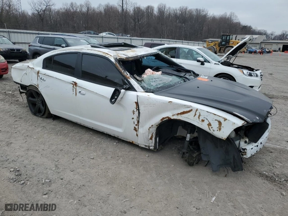 2013 Dodge Charger RT Max with VIN 2C3CDXCT1DH744616, listed as a Copart auction lot 49173565 with 127,644 mi miles and Salvage Title. Bid and sale history available at carsss.com. Image 4.