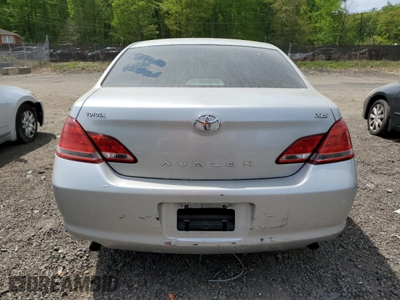 2005 Toyota Avalon XL with VIN 4T1BK36B75U032310, listed as a Copart auction lot 53613815 with 212,671 mi miles and Salvage Title. Bid and sale history available at carsss.com. Image 6.