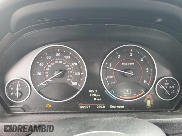 2014 BMW 3 Series 328d xDrive with VIN WBA3K5C59EKT33205, listed as a Copart auction lot 65216574 with 202,927 mi miles and Salvage title. Bid and sale history available at DreamBid. Image 9.