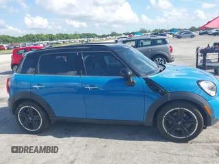 2016 MINI Countryman S with VIN WMWZC3C58GWT10084, listed as a IAAI auction lot 42895633 with 120,694 mi miles and . Bid and sale history available at DreamBid. Image 13.