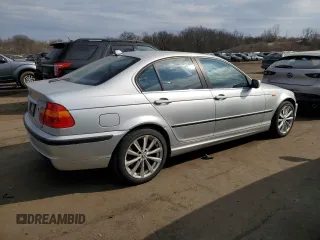 2004 BMW 3 Series 330xi with VIN WBAEW53464PG11082, listed as a Copart auction lot 47201755 with 123,475 mi miles and Salvage Title. Bid and sale history available at carsss.com. Image 3.