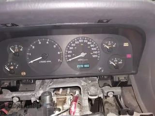 1999 Jeep Grand Cherokee Laredo with VIN 1J4GW58SXXC584734, listed as a IAAI auction lot 41902224 with 209,180 mi miles and . Bid and sale history available at DreamBid. Image 7.
