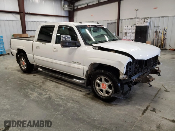 2005 GMC Sierra Denali z VIN 2GTEK63N651146747, wystawiony jako Copart lot #84715894 z przebiegiem 262 492 mil mil oraz Szkody całkowita. Historia ofert i sprzedaży dostępna na DreamBid. Obrazek 4.