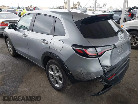 2024 Honda HR-V LX with VIN 3CZRZ1H3XRM736546, listed as a IAAI auction lot 41761550 with 12,043 mi miles. Bid and sale history available at carsss.com. Image 3.