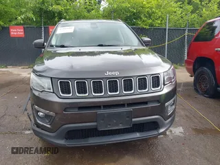 2018 Jeep Compass Latitude with VIN 3C4NJCBB3JT268094, listed as a IAAI auction lot 42487642 with 111,652 mi miles and . Bid and sale history available at DreamBid. Image 12.
