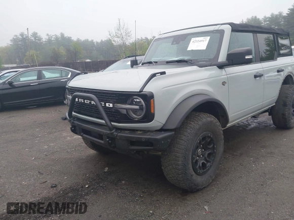 2022 Ford Bronco with VIN 1FMEE5DP2NLA70127, listed as a IAAI auction lot 42224917 with 28,923 mi miles and . Bid and sale history available at DreamBid. Image 6.