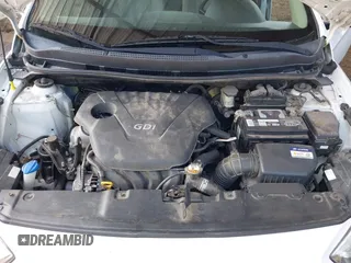 2016 Hyundai Accent SE z VIN KMHCT4AE8GU116292, wystawiony jako IAAI lot #42430290 z przebiegiem 127 084 mil mil oraz . Historia ofert i sprzedaży dostępna na DreamBid. Obrazek 10.