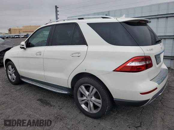 2013 Mercedes-Benz M 350 с VIN 4JGDA5JB4DA220250, выставлен на аукционе Copart как лот 57507165 с пробегом 135 193 миль миль и Чистый • Clean title. История ставок и продаж доступна на DreamBid. Изображение 2.