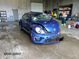 2014 Volkswagen Beetle Turbo R-Line with VIN 3VWVT7AT2EM629047, listed as a Copart auction lot 46820915 with 96,290 mi miles and Salvage Title. Bid and sale history available at DreamBid. Image 13.
