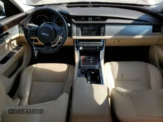 2017 Jaguar XF 20d Prestige with VIN SAJBE4BN4HCY44127, listed as a Copart auction lot 76267044 with 79,618 mi miles and Salvage Title. Bid and sale history available at carsss.com. Image 8.