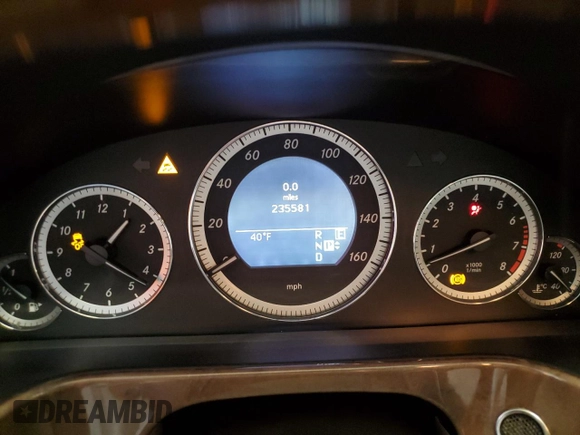 2011 Mercedes-Benz E 550 Luxury with VIN WDDHF9AB4BA335478, listed as a Copart auction lot 44942135 with 235,581 mi miles and Salvage title. Bid and sale history available at DreamBid. Image 9.