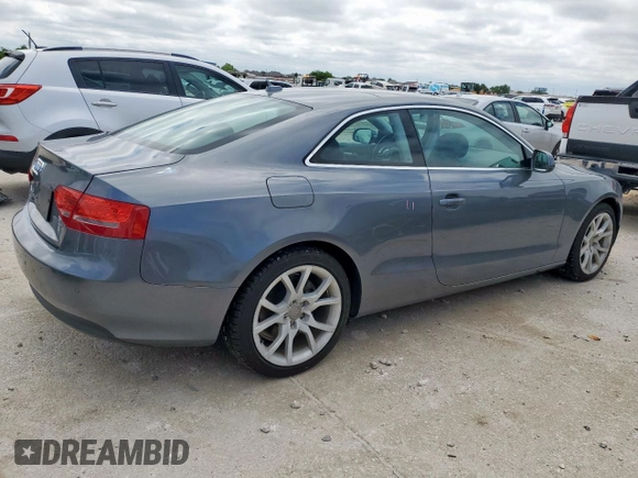 2012 Audi A5 Premium Plus z VIN WAULFAFR6CA030932, wystawiony jako Copart lot #55845575 z przebiegiem 99 283 mil mil oraz Szkoda całkowita • Salvage title. Historia ofert i sprzedaży dostępna na DreamBid. Obrazek 3.