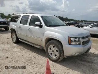 2013 Chevrolet Suburban LT z VIN 1GNSCJE03DR353601, wystawiony jako Copart lot #54927285 z przebiegiem 109 473 mil mil oraz Szkoda całkowita • Salvage title. Historia ofert i sprzedaży dostępna na DreamBid. Obrazek 4.