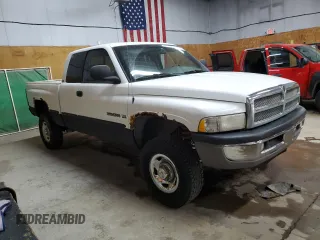 1999 Dodge 2500 with VIN 3B7KF23Z5XG126714, listed as a Copart auction lot 61977325 with 198,740 mi miles and Clean title. Bid and sale history available at DreamBid. Image 4.