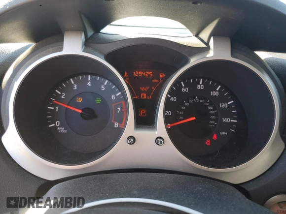 2013 Nissan Juke Nismo z VIN JN8AF5MV7DT208343, wystawiony jako Copart lot #88588265 z przebiegiem 129 425 mil mil oraz Czysty tytuł • Clean title. Historia ofert i sprzedaży dostępna na DreamBid. Obrazek 9.