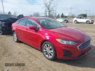 2020 Ford Fusion SE with VIN 3FA6P0HD9LR108222, listed as a IAAI auction lot 41829520 with 82,044 mi miles. Bid and sale history available at carsss.com. Image 1.