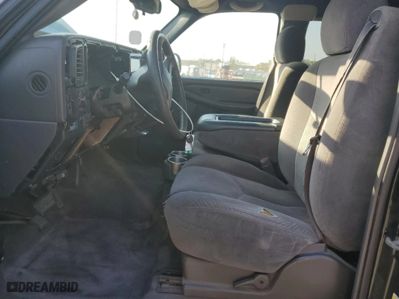 2007 Chevrolet Silverado 1500 Classic Work Truck with VIN 1GCEC19X97Z148012, listed as a Copart auction lot 44987495 with 250,031 mi miles and Salvage Title. Bid and sale history available at carsss.com. Image 7.