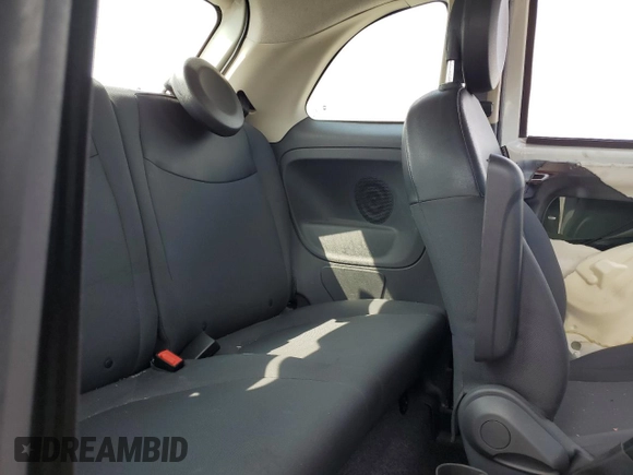2016 FIAT 500 Pop with VIN 3C3CFFAR1GT164161, listed as a Copart auction lot 51010125 with 30,299 mi miles and Salvage Title. Bid and sale history available at carsss.com. Image 10.