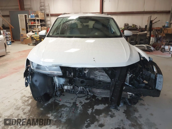 2020 Volkswagen Tiguan SE with VIN 3VV3B7AX4LM141023, listed as a IAAI auction lot 41521923 with 69,479 mi miles and . Bid and sale history available at DreamBid. Image 6.